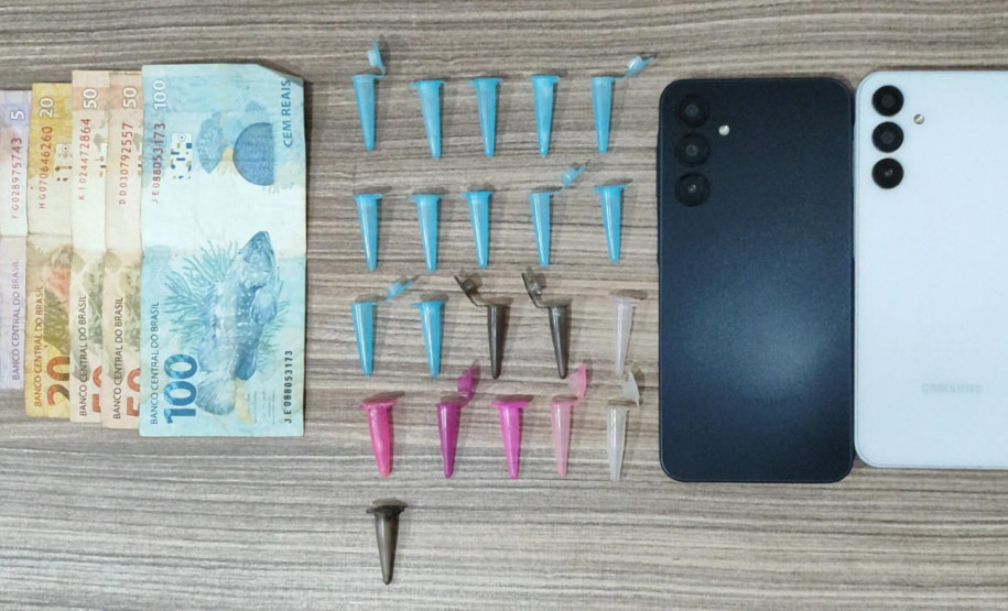 PCPR desarticula esquema de tráfico de drogas e prende três pessoas em Jacarezinho