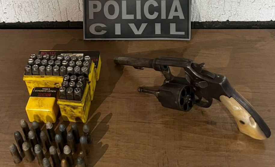 PCPR prende homem em flagrante por posse irregular de arma de fogo e adulteração de sinal identificador em Congonhinhas