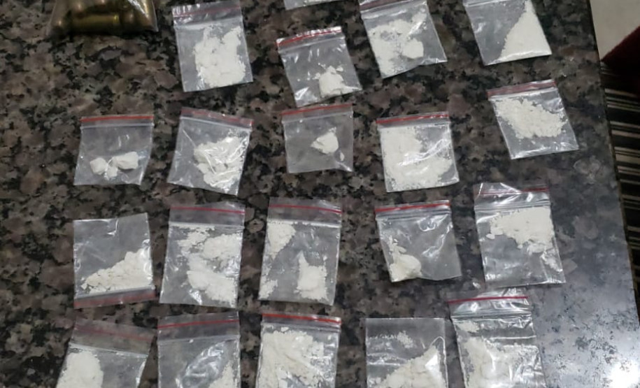 PCPR prende seis pessoas durante operação contra o tráfico de drogas em Apucarana