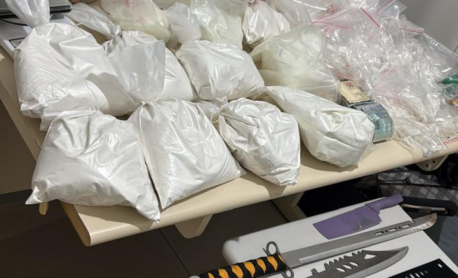 PCPR prende cinco pessoas durante uma operação em repressão ao tráfico de drogas em Londrina