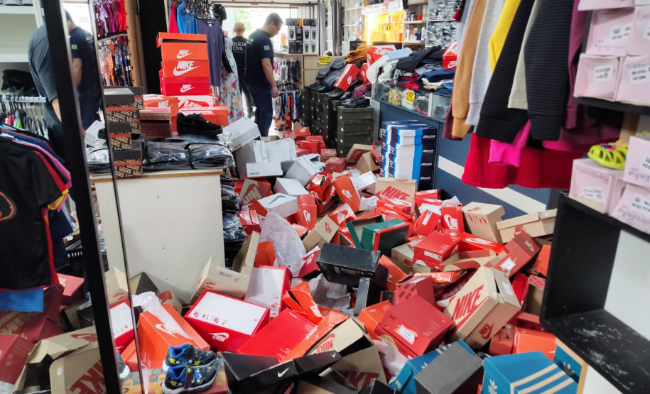 PCPR e PCSC prendem homem e apreendem inúmeros de itens falsificados em Garuva