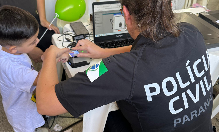 PCPR na Comunidade atende mais de 3,2 mil pessoas durante edições em Colombo e Piên