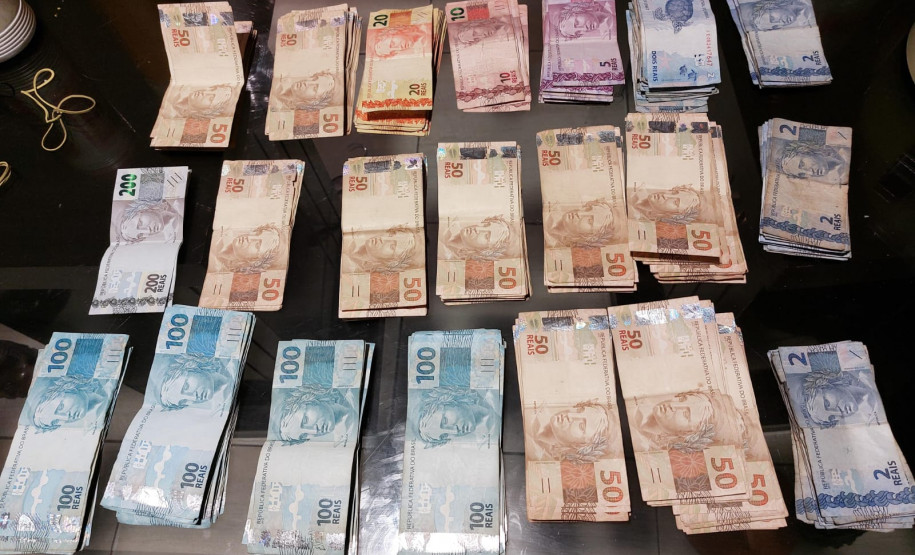 Forças de segurança prendem 11 pessoas em operação contra grupo que movimentou R$ 30,5 milhões com tráfico de drogas