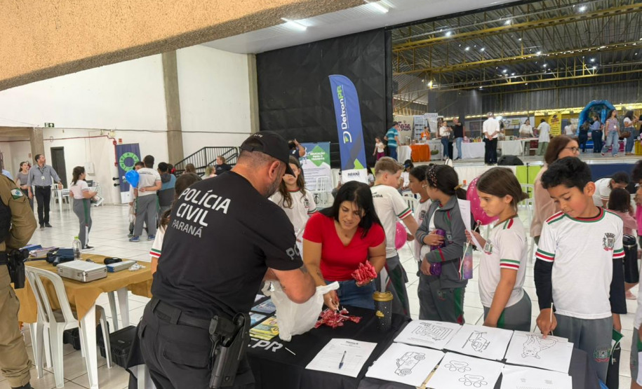 PCPR na Comunidade atende mais de 2,5 mil pessoas em Quedas do Iguaçu, Tamarana, Curitiba, Piraquara e Coronel Vivida