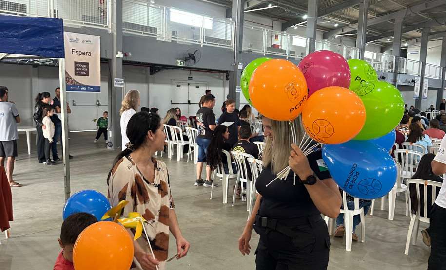 PCPR na Comunidade atende mais de 3,2 mil pessoas durante edições em Colombo e Piên