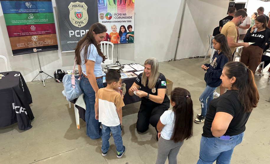 PCPR na Comunidade atende mais de 3,2 mil pessoas durante edições em Colombo e Piên