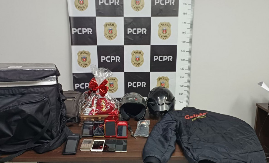 PCPR prende dois homens em flagrante por golpe do presente em Curitiba