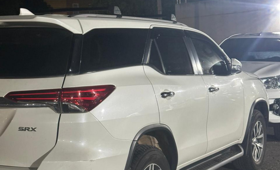 PCPR prende dois homens por furto e adulteração de caminhonetes de luxo em Curitiba