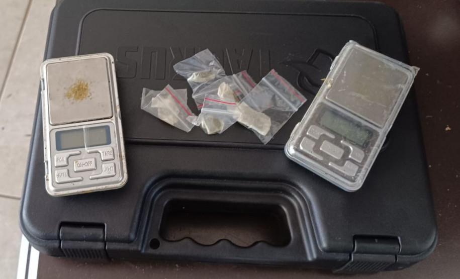 PCPR prende dois homens desarticula esquema de tráfico e distribuição de drogas em Cambé