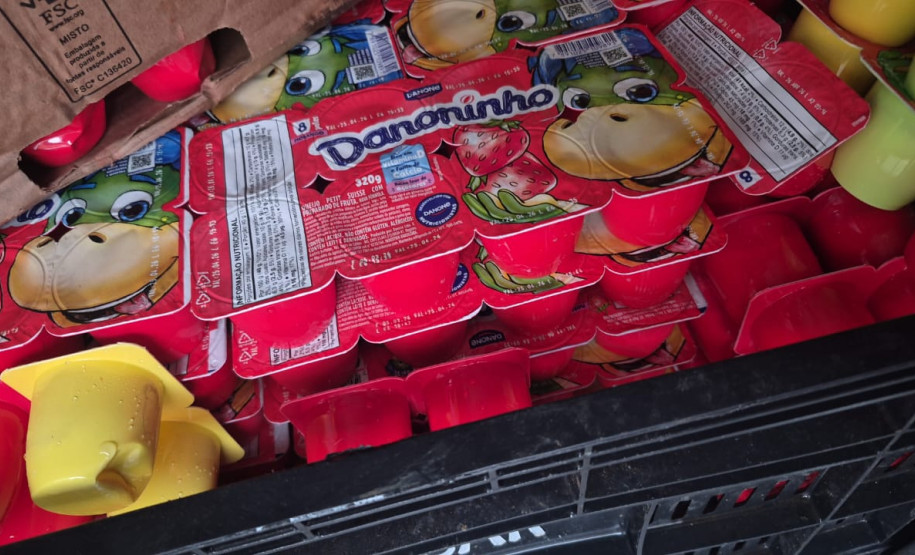 PCPR prende homem em flagrante por venda de alimentos vencidos e arrecadados sob falso pretexto de doação em Curitiba