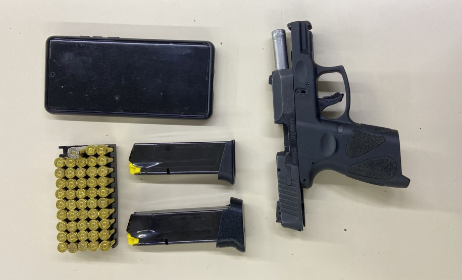 PCPR prende homem em flagrante por porte ilegal de arma de fogo e munições de uso restrito em Castro