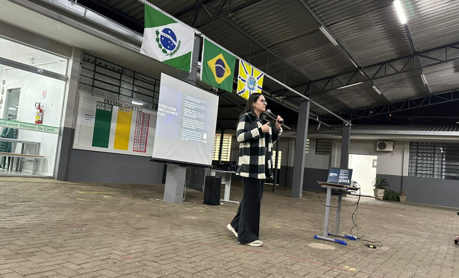 PCPR ministra palestra sobre crimes cibernéticos e violência sexual em Francisco Beltrão