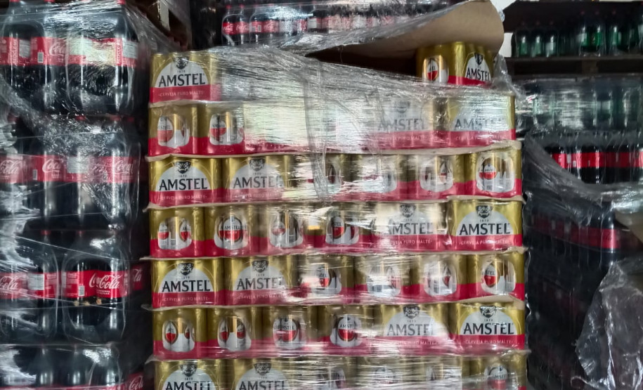 PCPR prende homem e apreende mais de 8,4 mil garrafas de vinho falsificadas em Curitiba