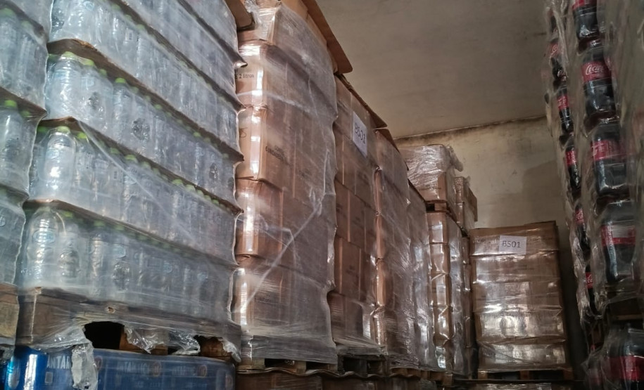 PCPR prende homem e apreende mais de 8,4 mil garrafas de vinho falsificadas em Curitiba