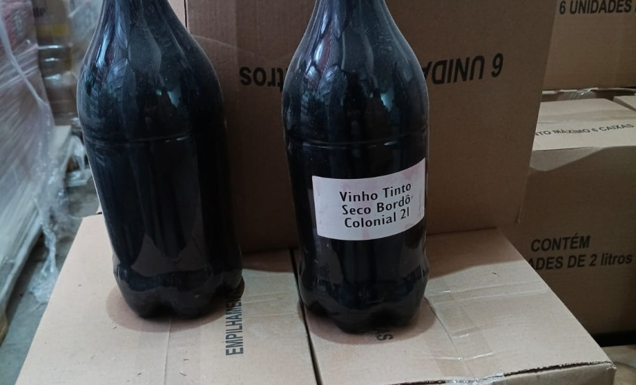 PCPR prende homem e apreende mais de 8,4 mil garrafas de vinho falsificadas em Curitiba