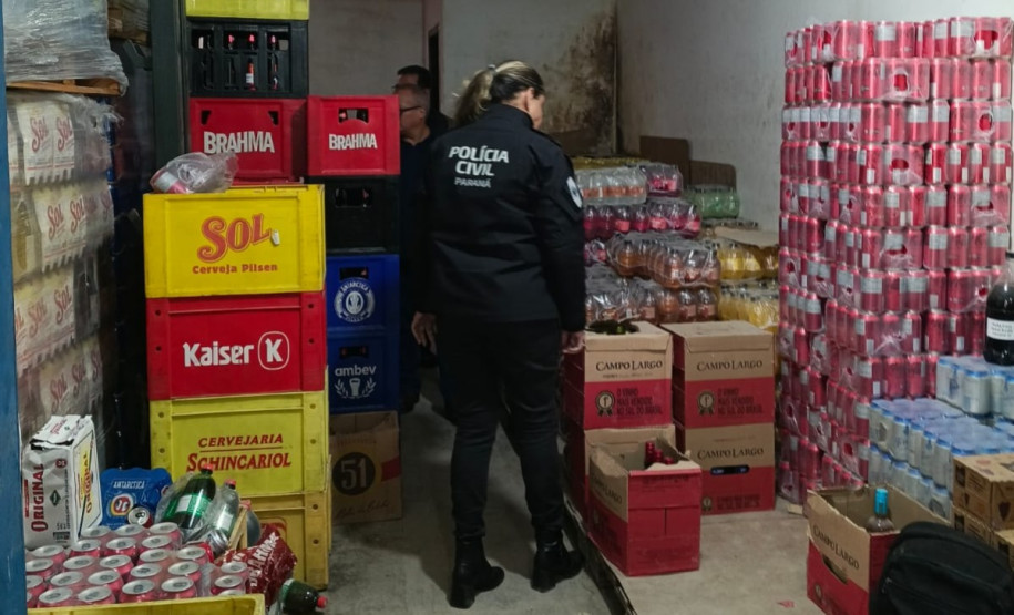 PCPR prende homem e apreende mais de 8,4 mil garrafas de vinho falsificadas em Curitiba