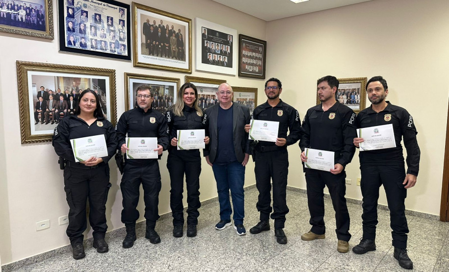 PCPR participa da cerimônia de entrega de Votos de Louvor e Congratulações em Paranaguá