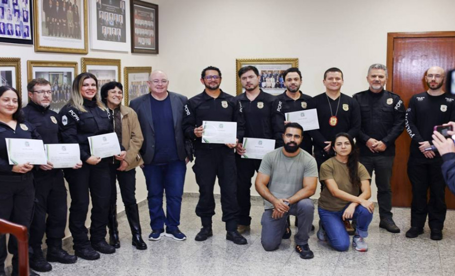 PCPR participa da cerimônia de entrega de Votos de Louvor e Congratulações em Paranaguá