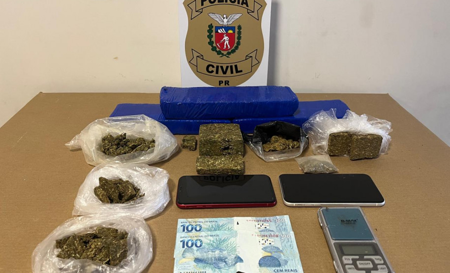 PCPR prende cinco pessoas durante operação contra tráfico de drogas em Umuarama