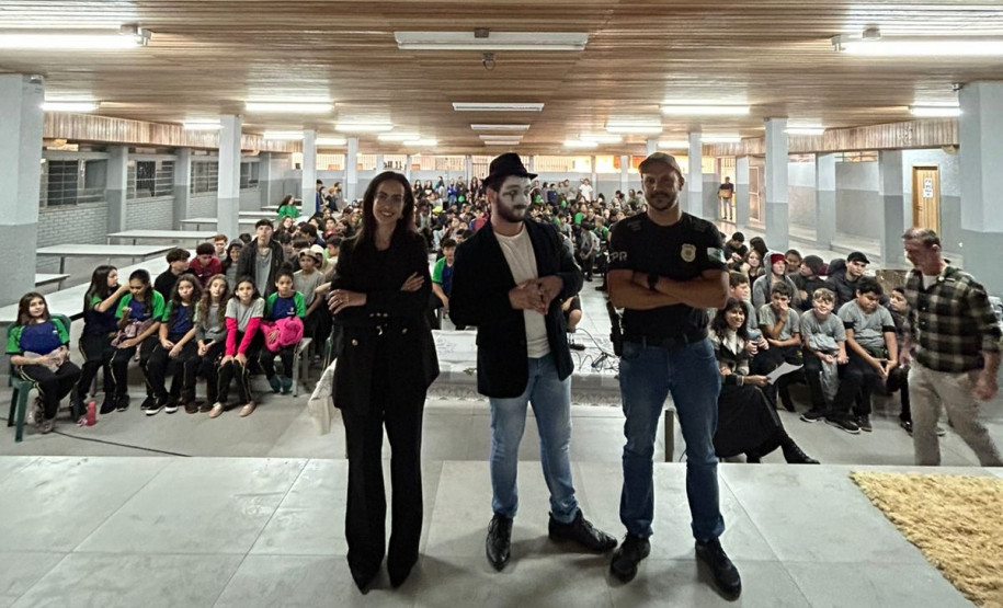 PCPR realiza palestra em alusão ao Maio Laranja em uma escola de Campina da Lagoa