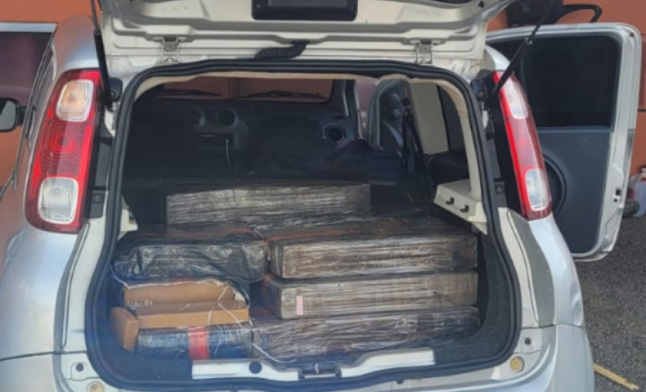 PCPR prende dois homens e apreende cerca de 400 quilos de maconha em Cândido de Abreu