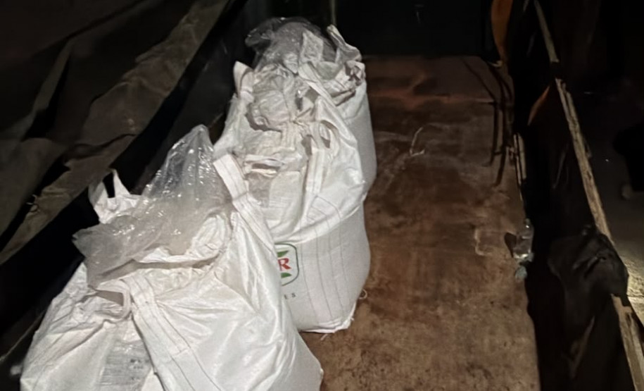 PCPR prende 7 pessoas e apreende maquinário para adulteração de fertilizantes em Ponta Grossa