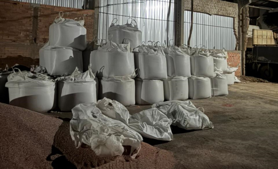 PCPR prende 7 pessoas e apreende maquinário para adulteração de fertilizantes em Ponta Grossa