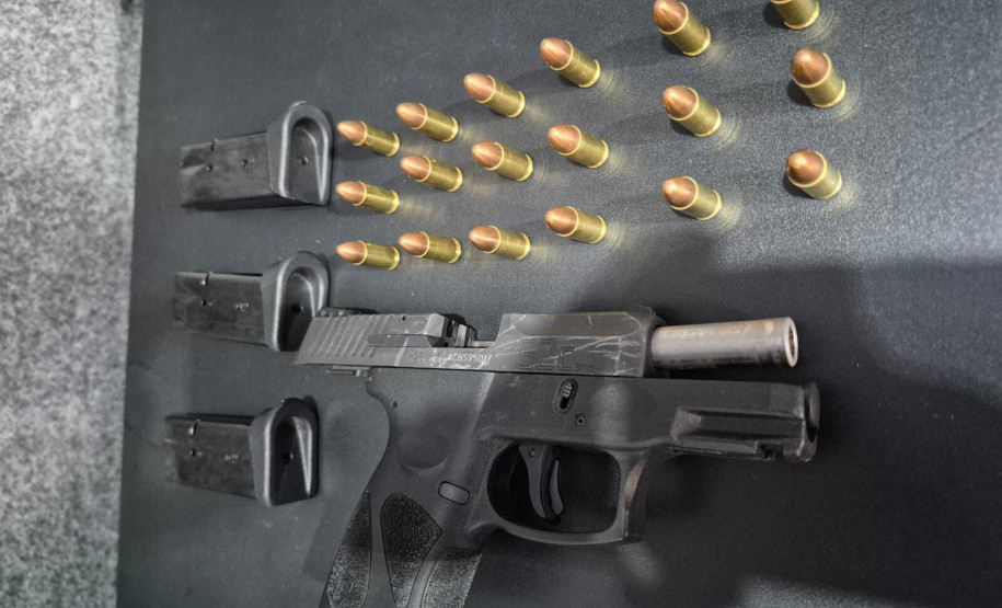 PCPR cumpre mandado de busca e apreende arma de fogo em investigação por ameaça em Jacarezinho