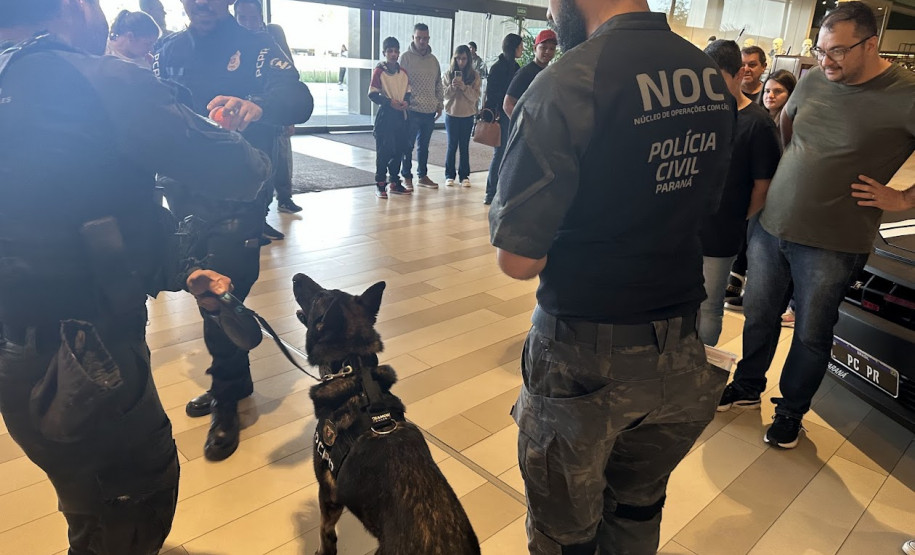 PCPR leva campanha de prevenção às drogas ao Jockey Plaza Shopping