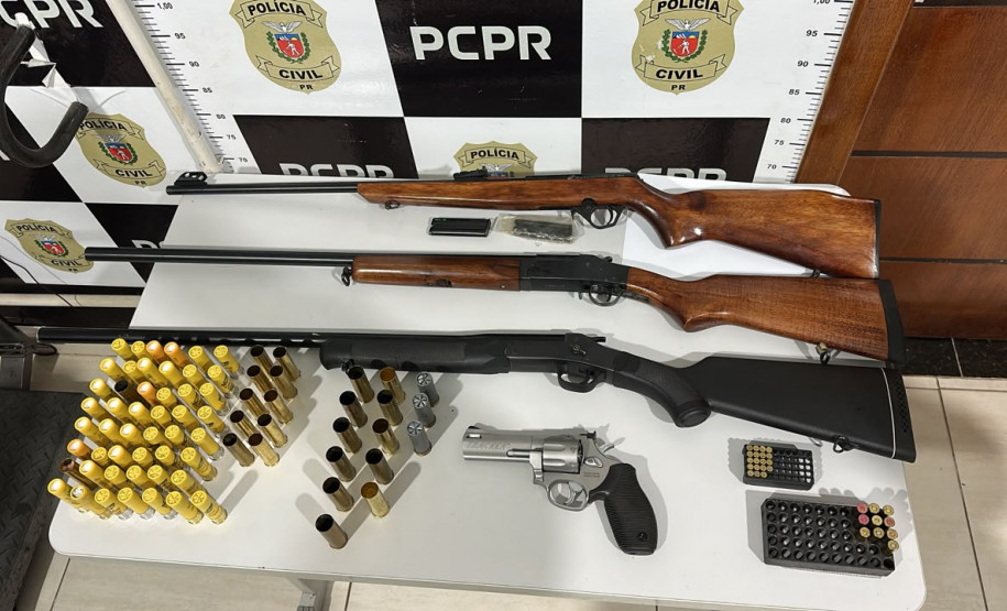 PCPR prende seis pessoas e apreende arsenal durante operação contra comércio ilegal de armas