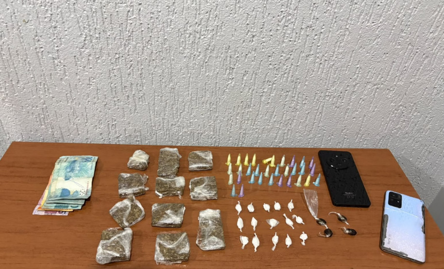 PCPR e PMPR prendem quatro pessoas em operação contra o tráfico de drogas em Centenário do Sul e Cafeara