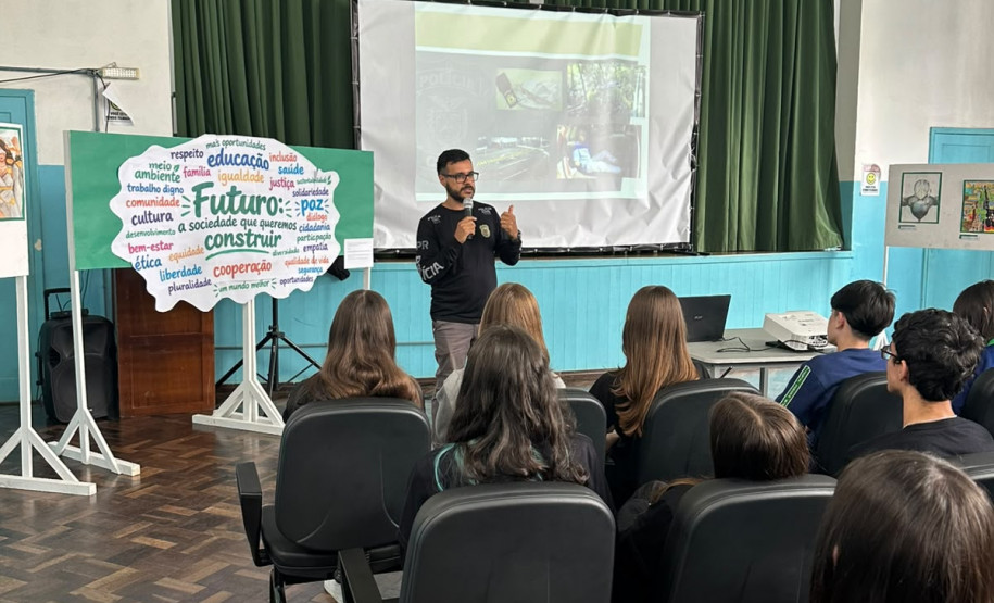 PCPR promove palestras sobre combate à violência doméstica para 300 estudantes em São Mateus do Sul