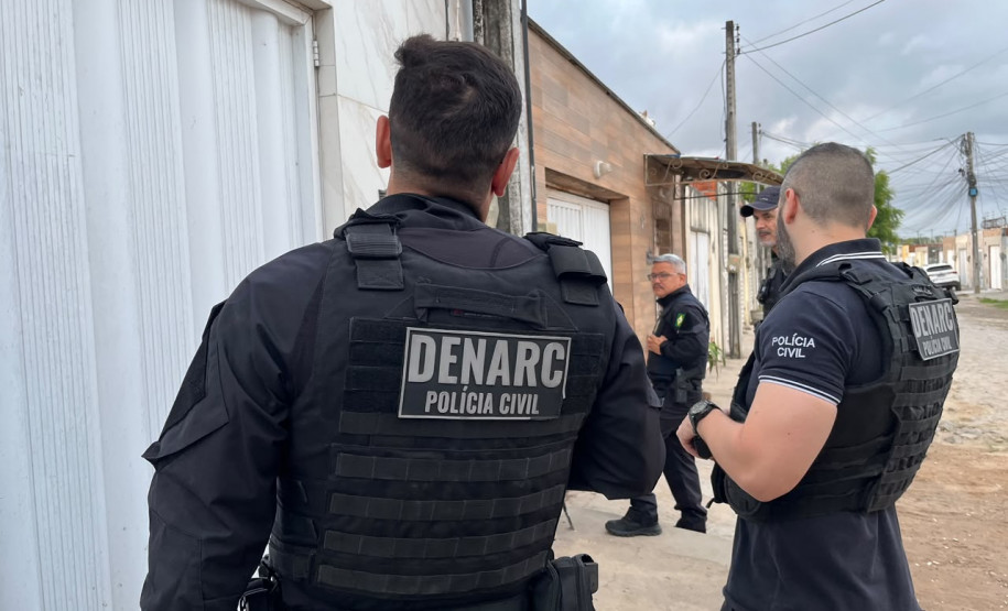 PCPR prende 10 pessoas em operação contra golpe do falso advogado no Ceará