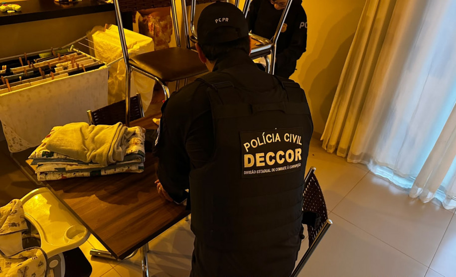 PCPR cumpre mandados contra suspeitos por uso indevido de maquinário público e cobranças paralelas em Terra Rica