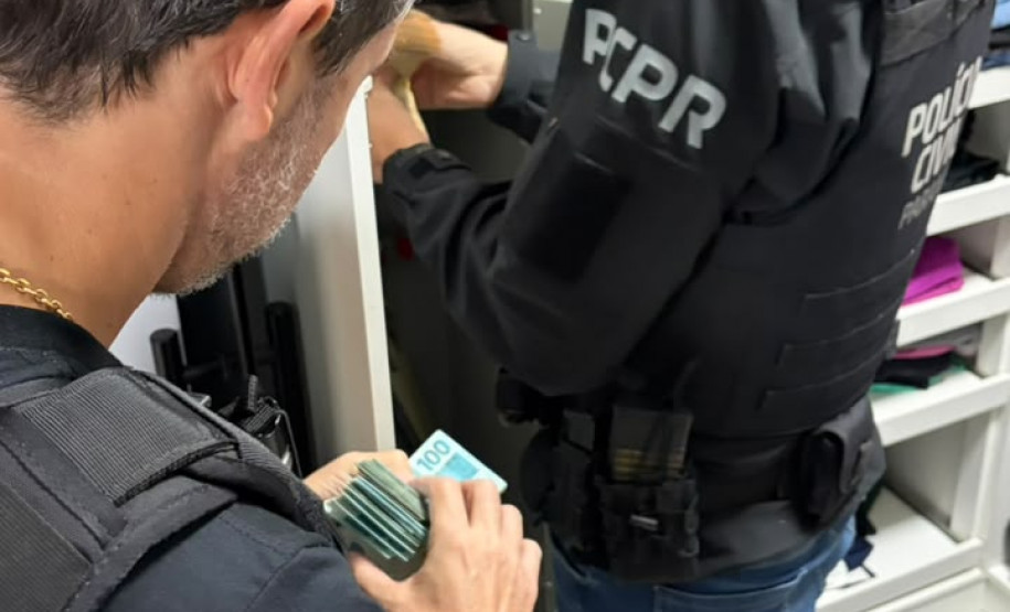PCPR apreende R$ 48 mil, veículos, embarcações e armas durante operação contra fraude milionária em Maringá