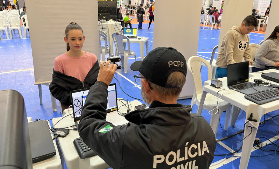 PCPR na Comunidade completa quatro anos e ultrapassa 400 mil atendimentos no Paraná