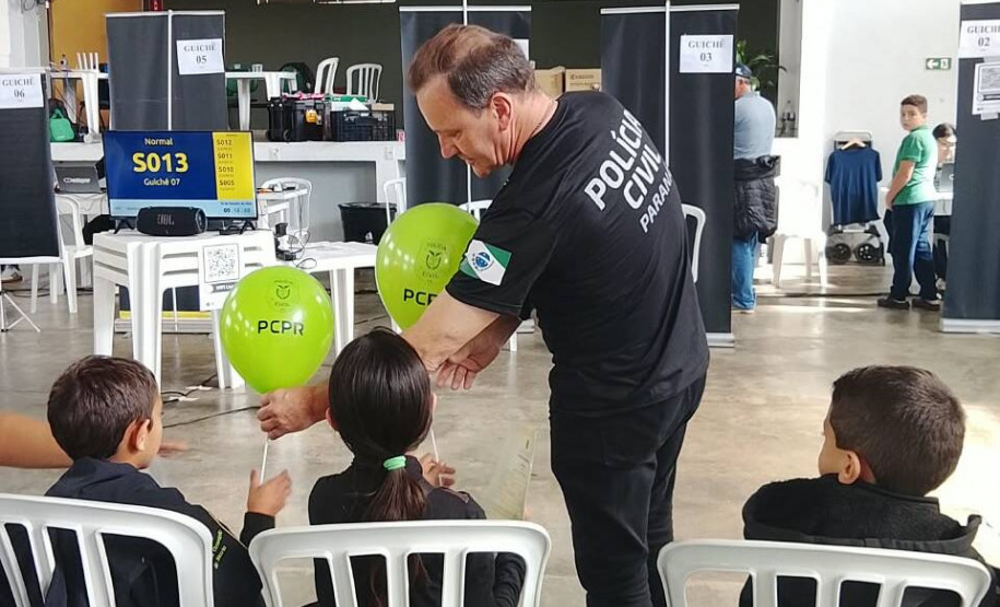 PCPR na Comunidade realiza mais de 2,4 mil atendimentos durante edições em Rebouças e Castro