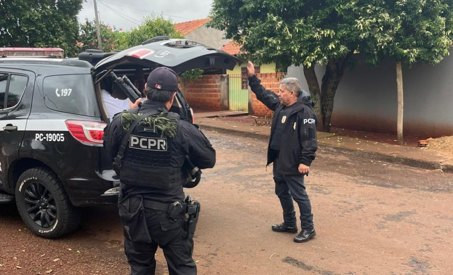 PCPR e PMPR prendem duas pessoas por tráfico de drogas em Sertaneja