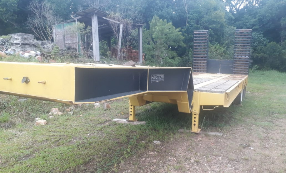 PCPR recupera carreta e rolo compressor em Curitiba