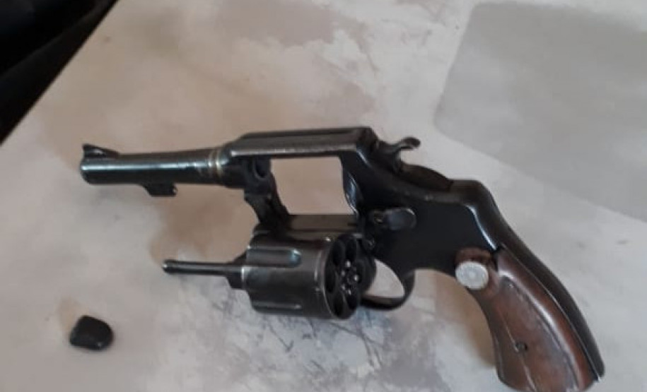 PCPR prende suspeito com mandado de prisão por homicídio no Mato Grosso