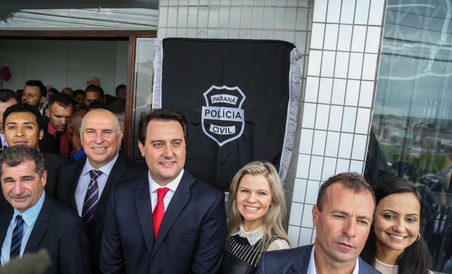 O governador Carlos Massa Ratinho Junior inaugura nesta ter&ccedil;a-feira (19), a nova sede da Delegacia da Mulher e do Adolescente de S&atilde;o Jos&eacute; dos Pinhais, na Regi&atilde;o Metropolitana de Curitiba. Curitiba, 19/02/2019 - Foto: Geraldo Bubniak/ANPr