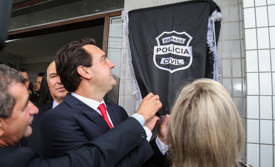 O governador Carlos Massa Ratinho Junior inaugura nesta ter&ccedil;a-feira (19), a nova sede da Delegacia da Mulher e do Adolescente de S&atilde;o Jos&eacute; dos Pinhais, na Regi&atilde;o Metropolitana de Curitiba. Curitiba, 19/02/2019 - Foto: Geraldo Bubniak/ANPr