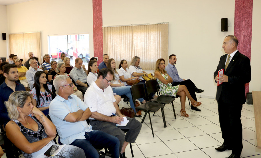 PCPR reúne representantes de condomínios para dar orientações preventivas em Foz do Iguaçu