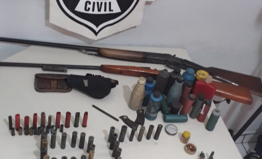 PCPR autua pai e filho por posse ilegal de armas de fogo em Bocaiuva do Sul