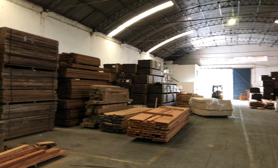 PCPR apreende carga ilegal de madeira que seria enviada para Europa