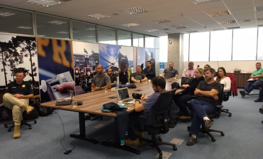 Policias civis participam de curso sobre identificação de notas fiscais fraudulentas