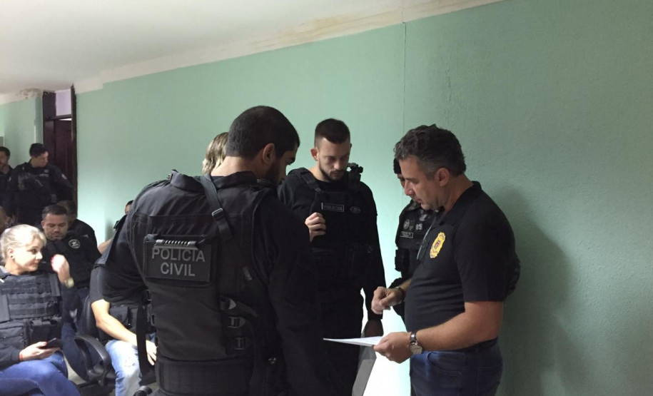 OPERAÇÃO VUCETICH IV: PCPR cumpre mandados contra organização criminosa que fraudava carteiras de identidade