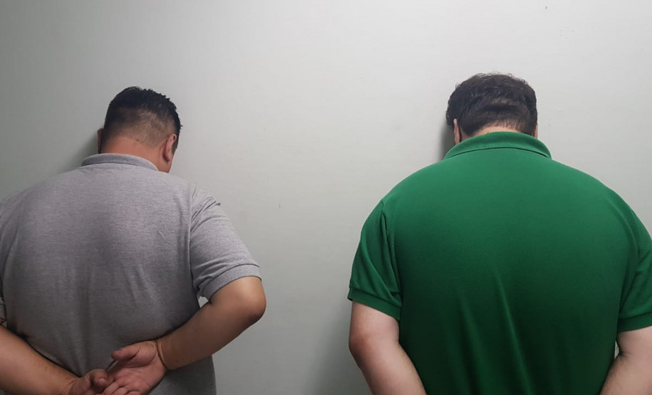 PCPR prende irmãos em flagrante por aplicar golpe bancário na Capital PCPR prende irmãos em flagrante por aplicar golpe bancário na Capital