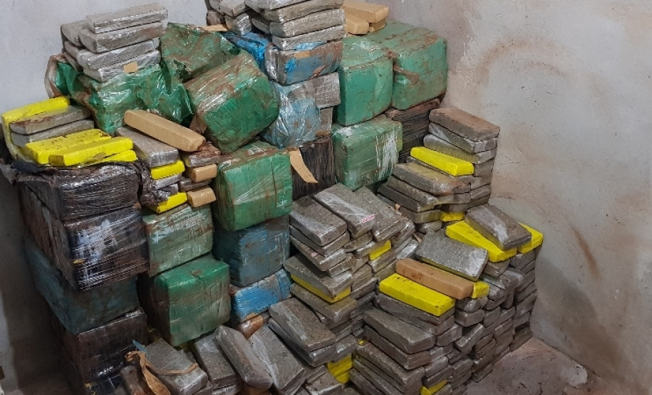 PCPR apreende 700 quilos de maconha em Guaraniaçu --