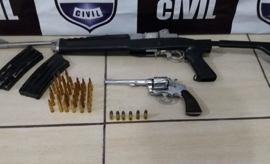 PCPR apreende crack e armamento pesado em Foz do Iguaçu --